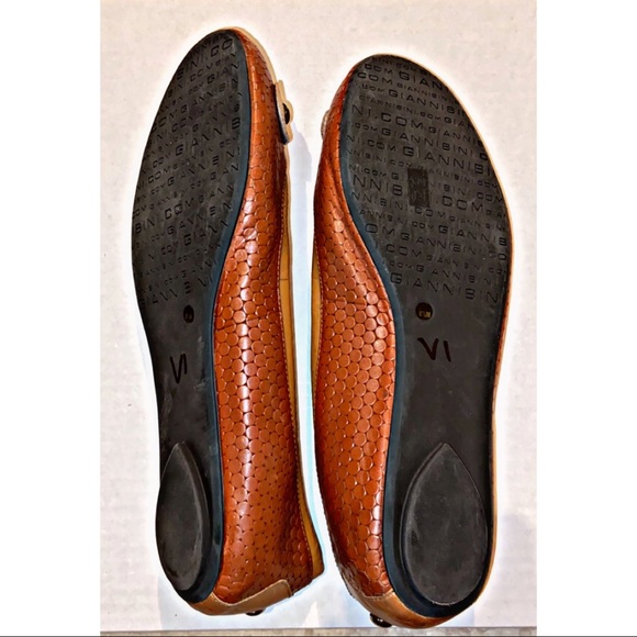 Gianni Bini flats - Picture 2 of 3
